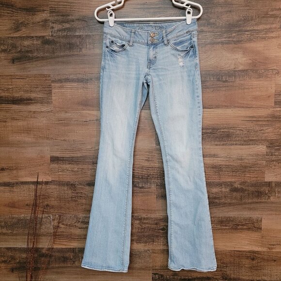 American Eagle Jeans 2 L Artist Flare Low Rise Light Wash Stretch Boho Western - Picture 1 of 11